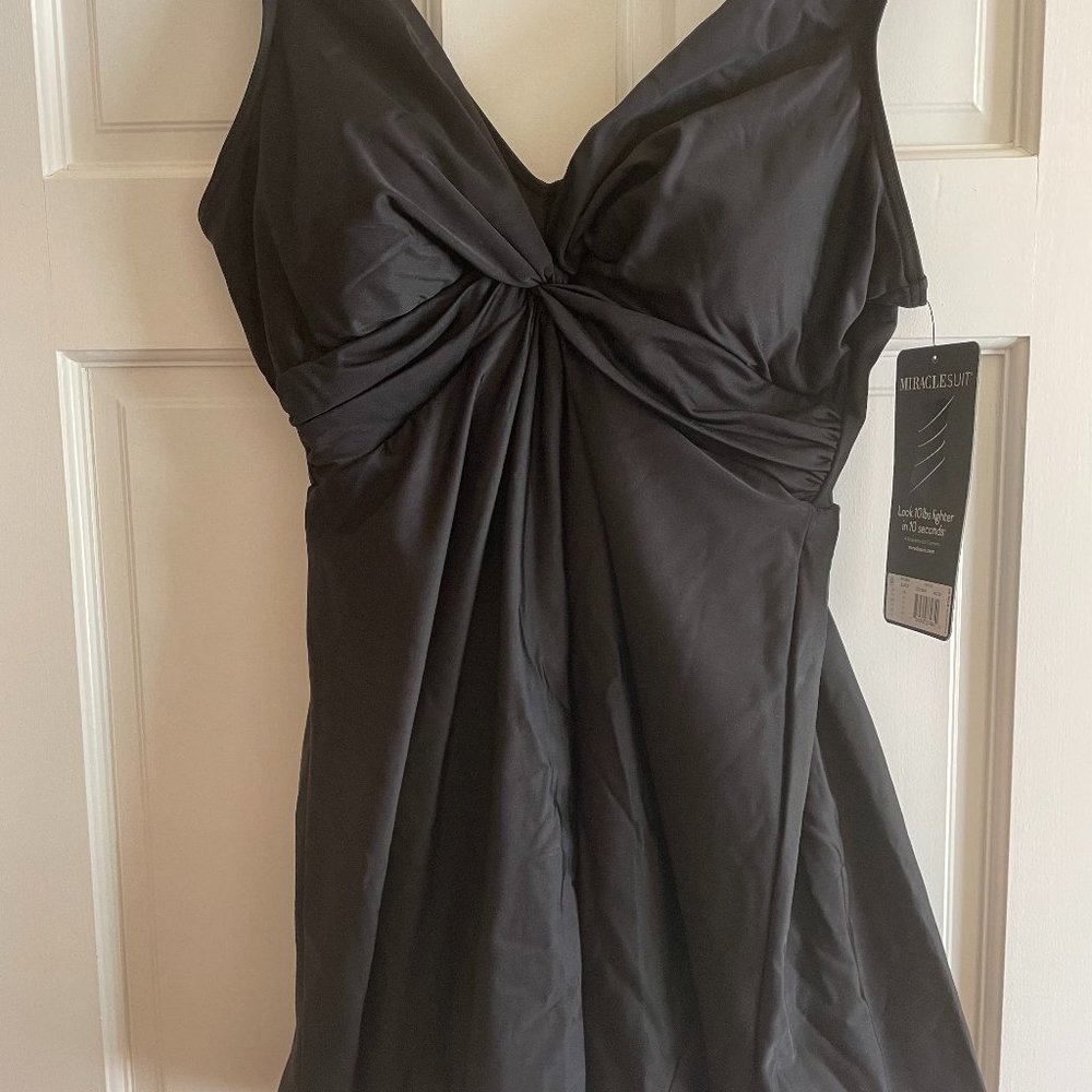 Miraclesuit Women's Must Have Marais Swim Dress Black